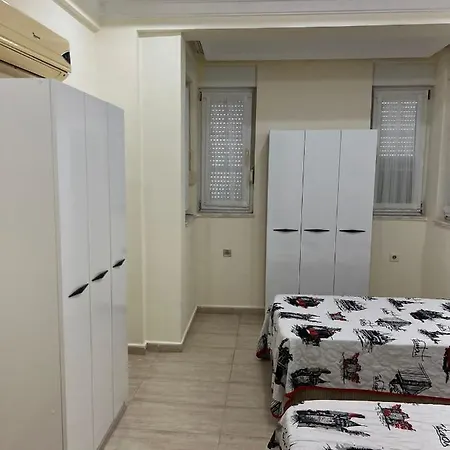 Villathessalybelek *